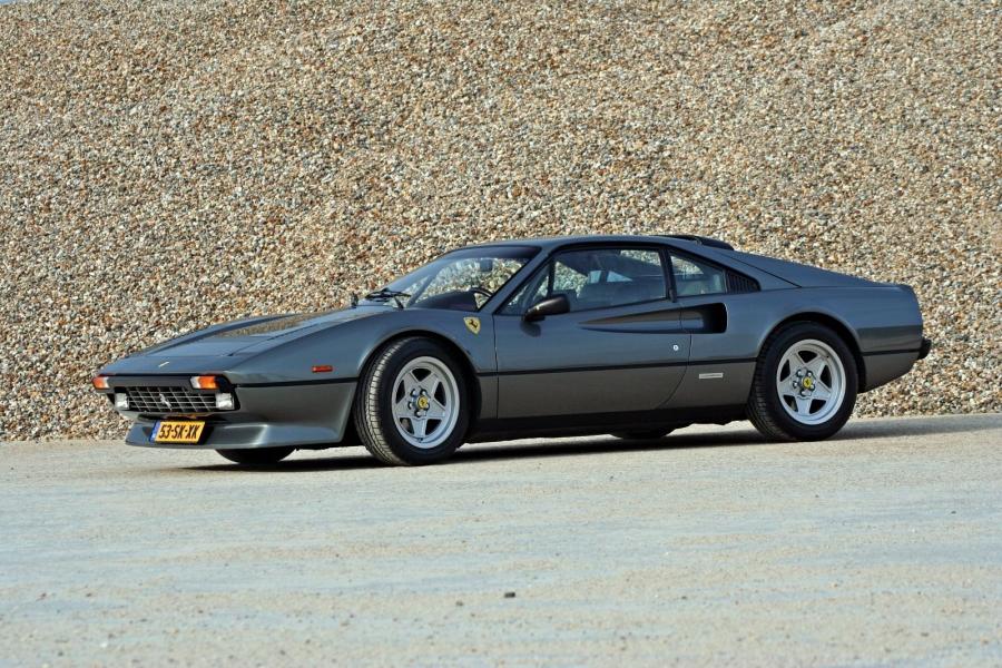  Ferrari 308 GTB Quattrovalvole 1982 года  (фото 37 из 61)